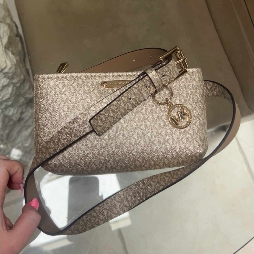 Micheal Kors Belt Bag